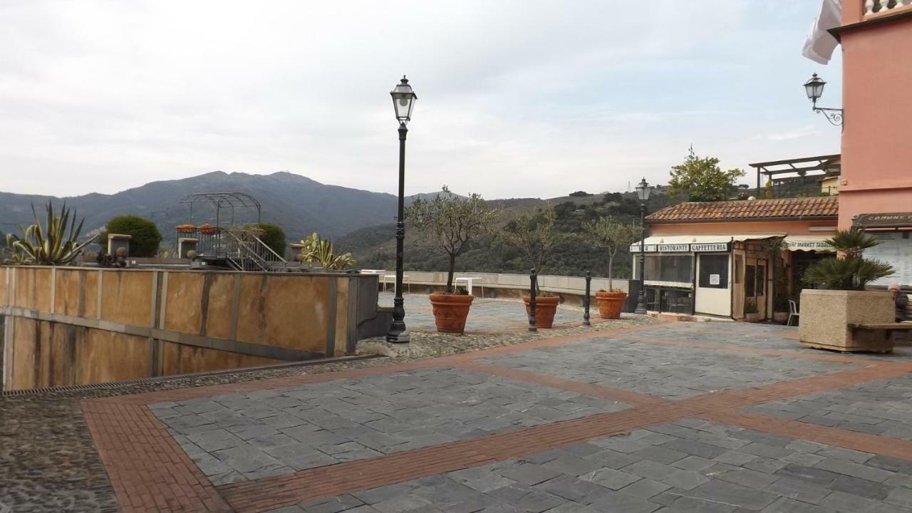 Ca Dei Nonni Villa Civezza Exterior photo